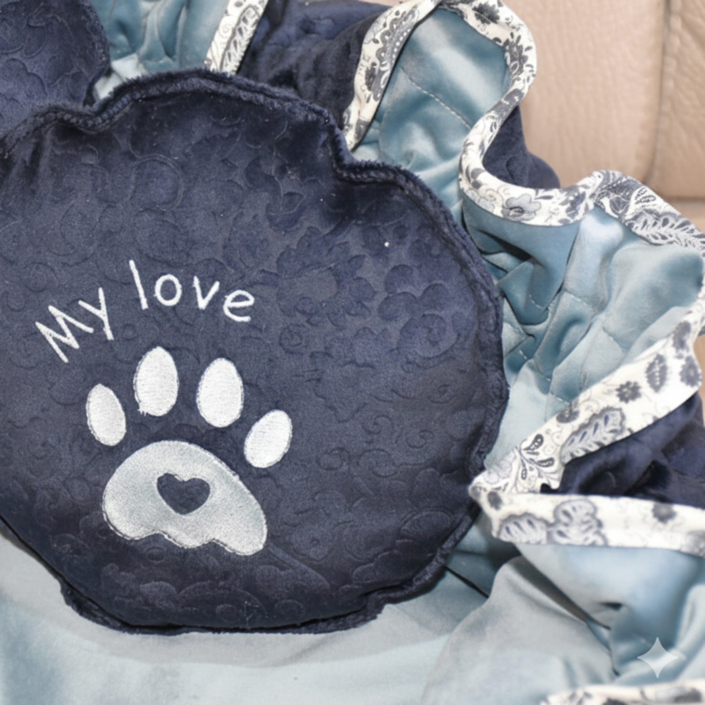 Cuccia Rotonda Lusso Velluto Damascato Cani | Dolce Zampa