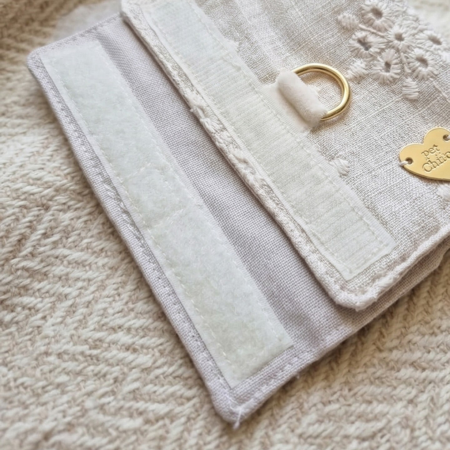 Pettorina Lino Ricamata Cane | Traspirante Velcro Anelli Dorati